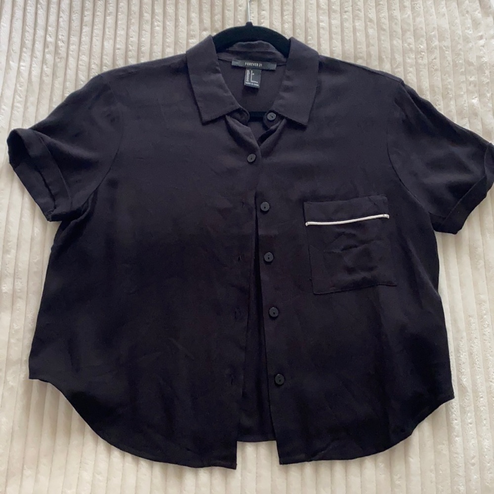BUTTON DOWN CROP